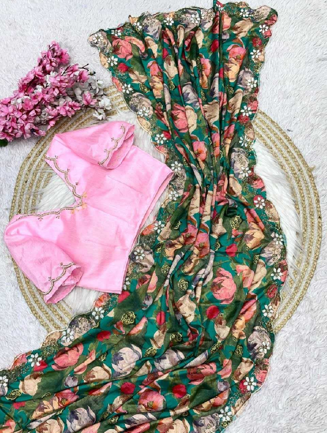 Soft Chinnon Fabric Saree With Digital Print