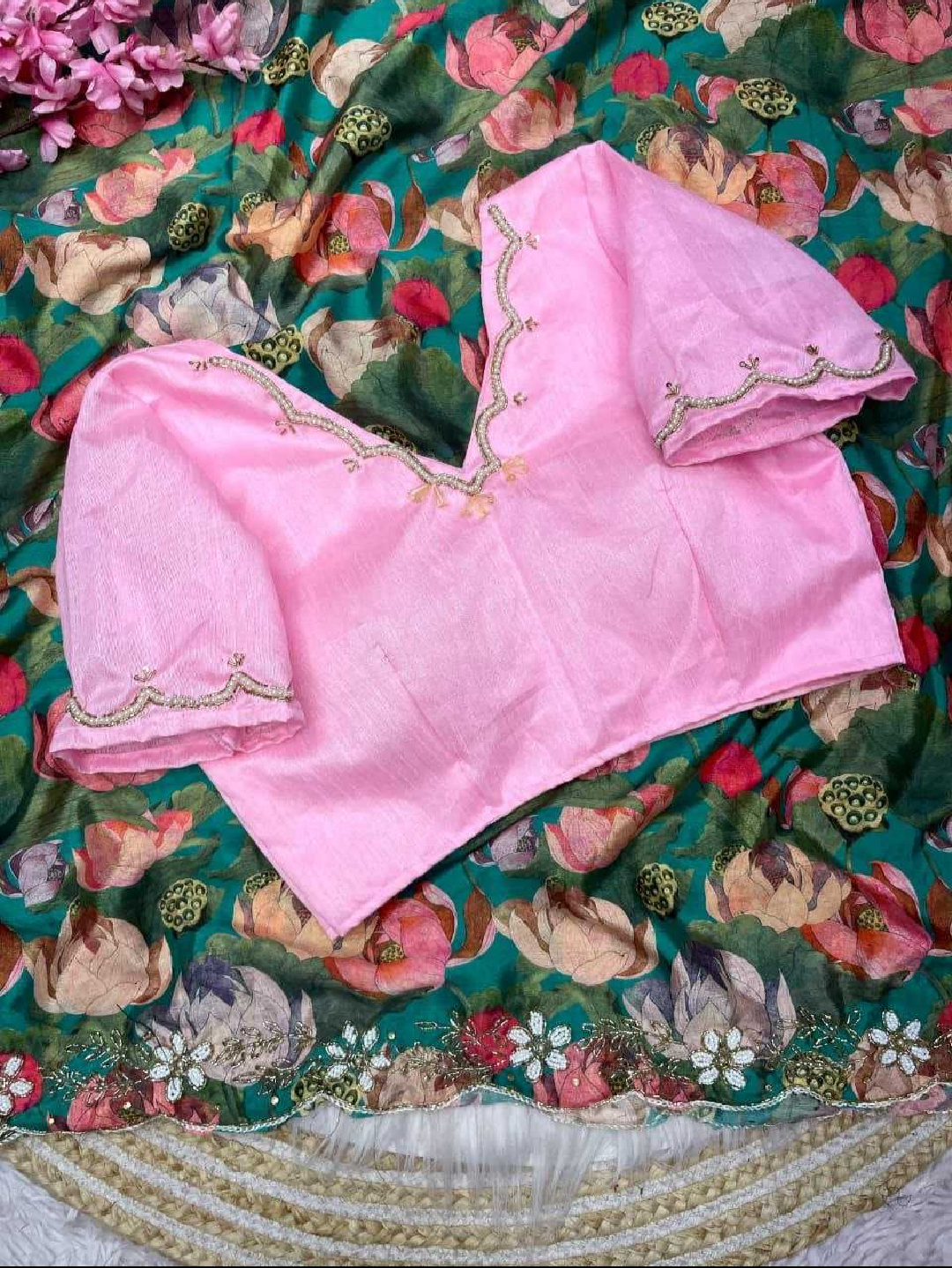Soft Chinnon Fabric Saree With Digital Print